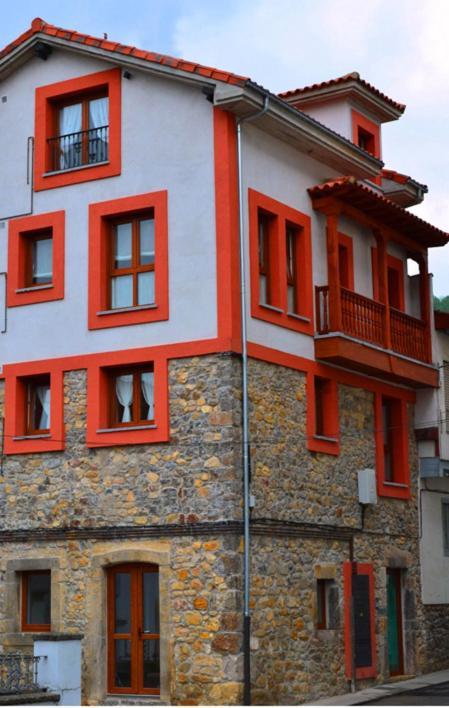 Apartamentos El Pigazu Onís Exterior foto